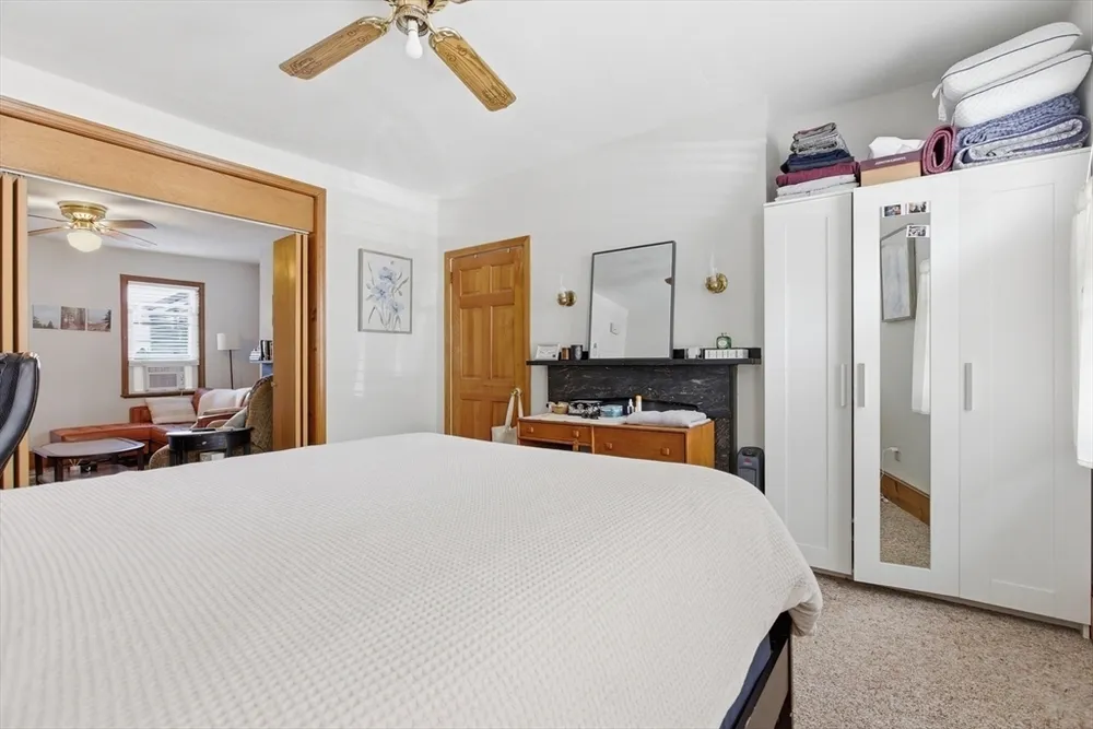 29 Green St, Boston, MA 02129
