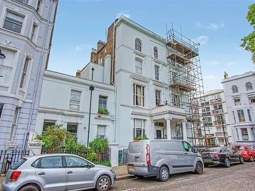 Powis Square, LONDONphoto