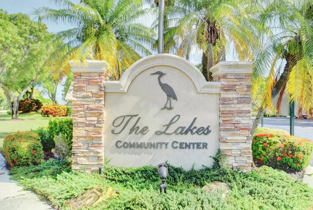 18743 Cape Sable Dr, Boca Raton, FL 33498