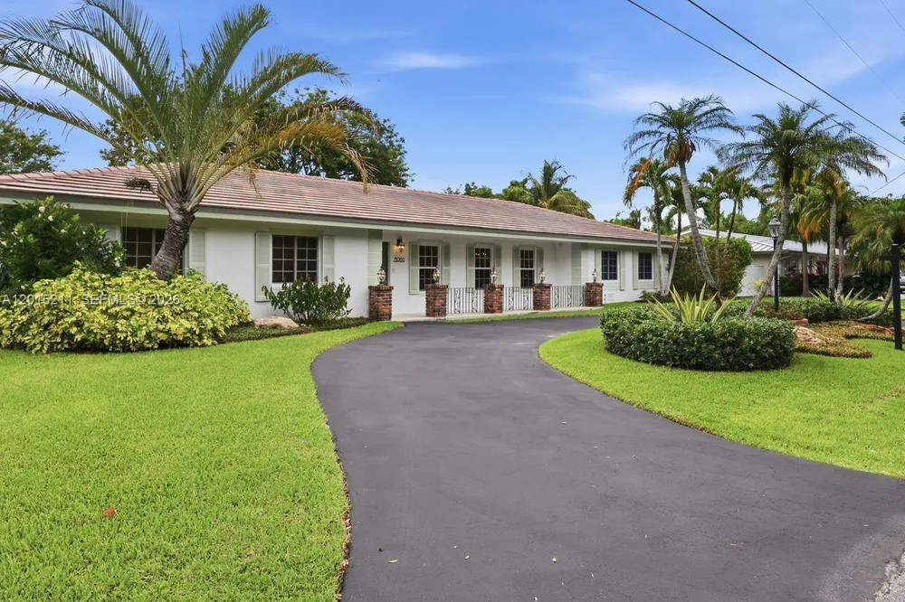 13060 SW 70th Ave, Pinecrest, FL 33156