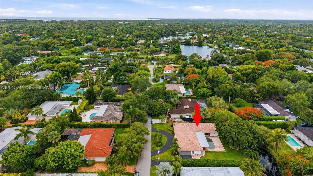 13060 SW 70th Ave, Pinecrest, FL 33156