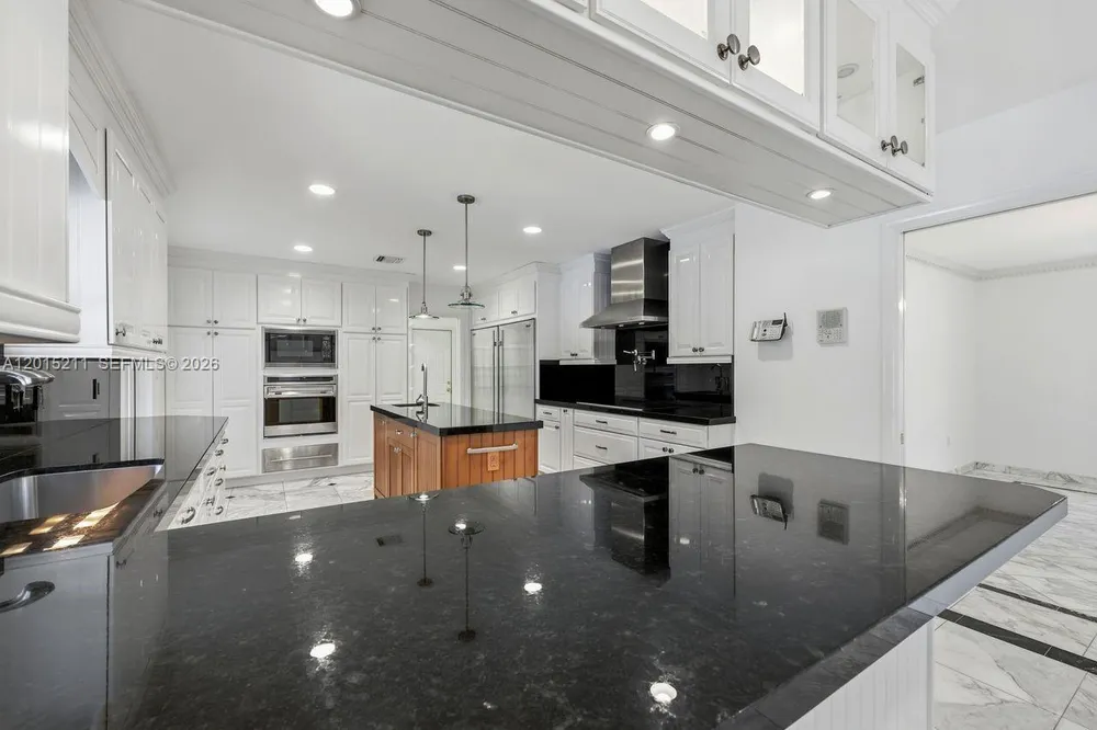 13060 SW 70th Ave, Pinecrest, FL 33156