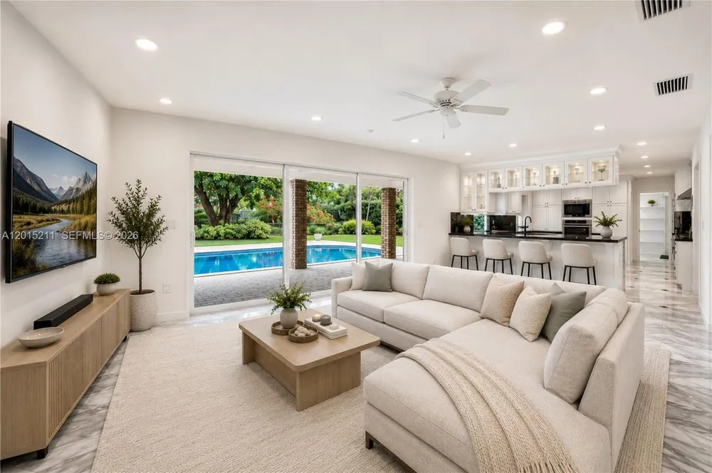 13060 SW 70th Ave, Pinecrest, FL 33156
