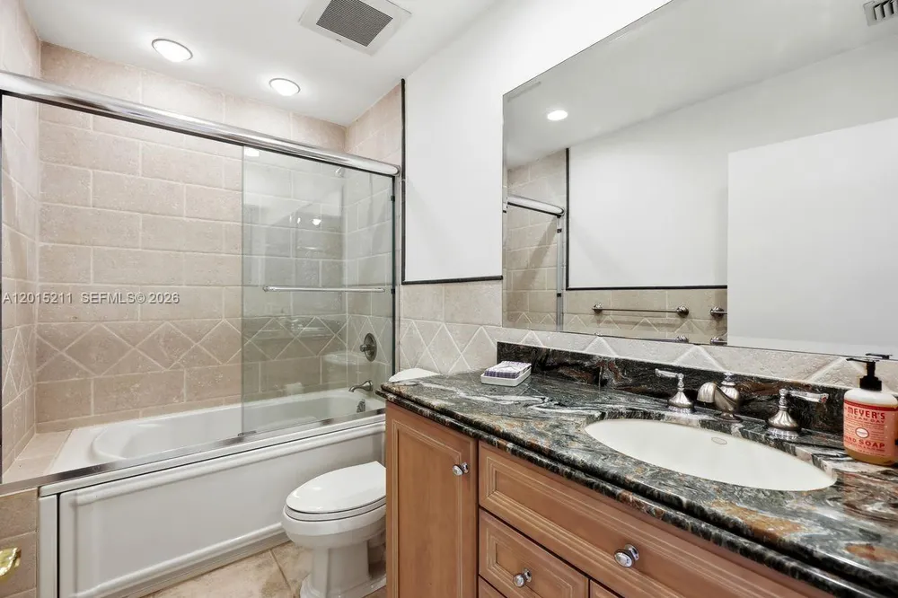 13060 SW 70th Ave, Pinecrest, FL 33156