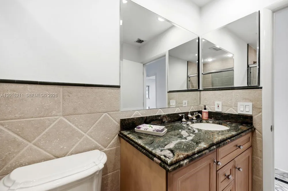 13060 SW 70th Ave, Pinecrest, FL 33156