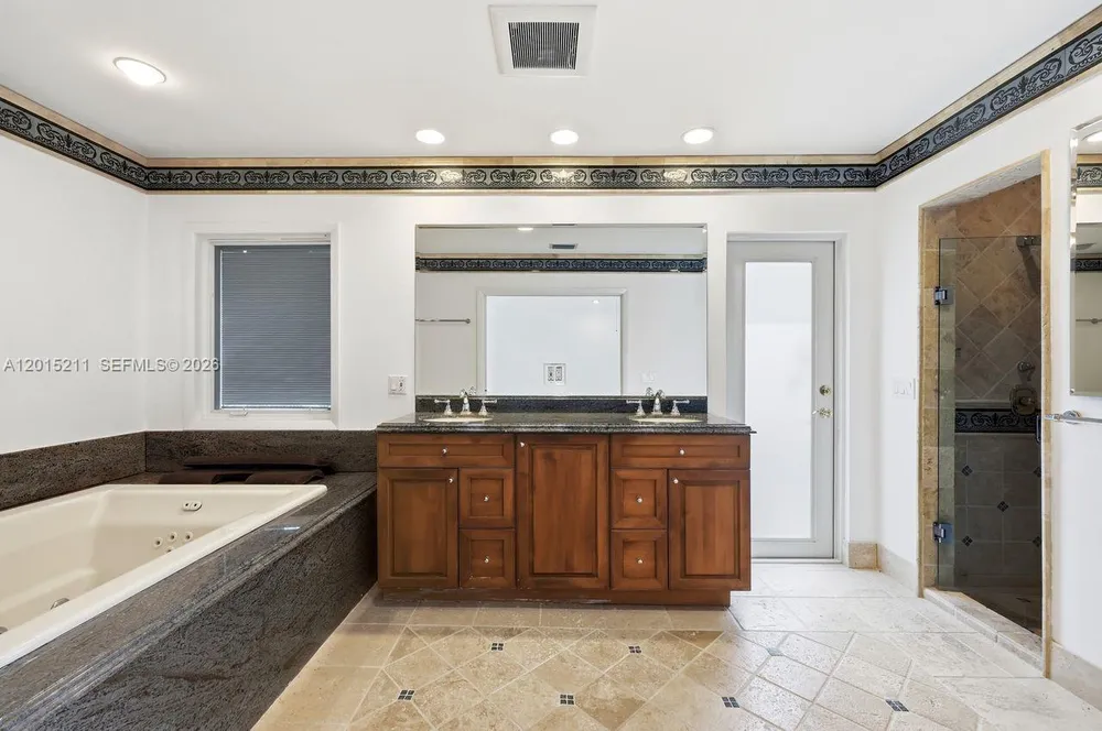 13060 SW 70th Ave, Pinecrest, FL 33156