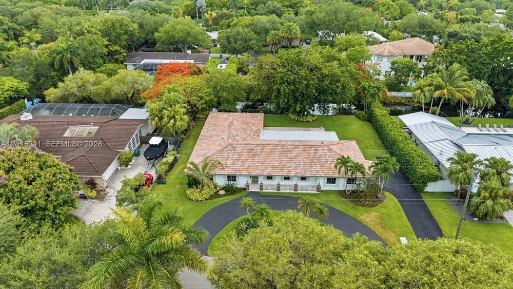 13060 SW 70th Ave, Pinecrest, FL 33156