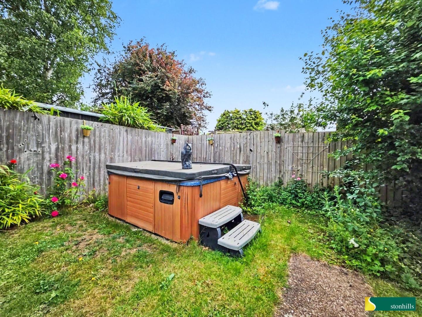 Chestnut Avenue, Wootton, Northampton Image 25