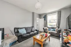 Commonside, Batley