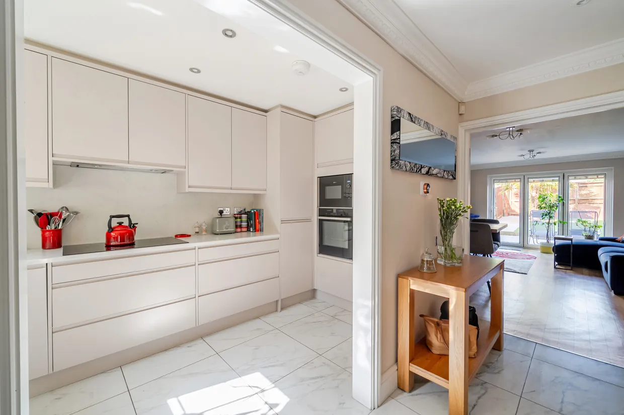 Priory Road, Ascot, SL5 photo 8