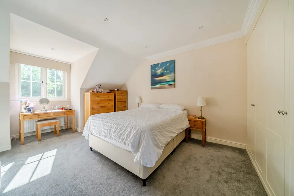 Priory Road, Ascot, SL5 photo 10