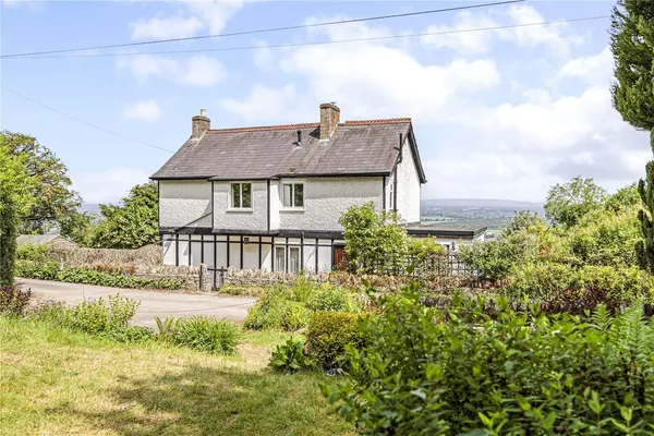 Coopers Hill, Gloucester, GL3 photo 5