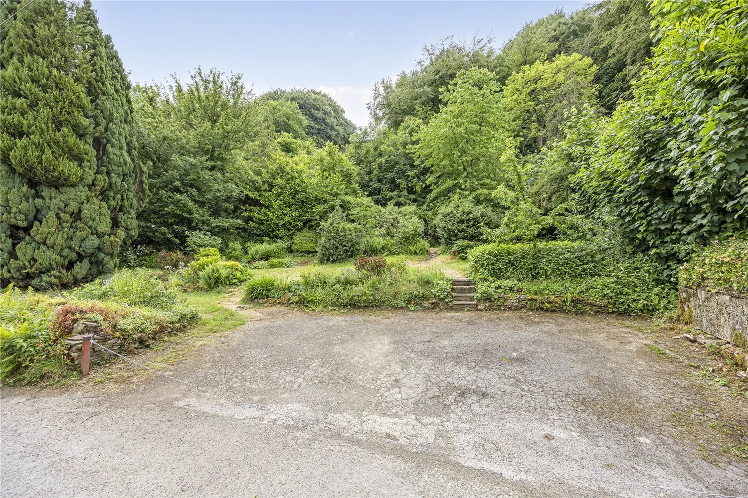 Coopers Hill, Gloucester, GL3 photo 9