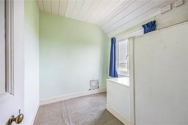 Coopers Hill, Gloucester, GL3 photo 23