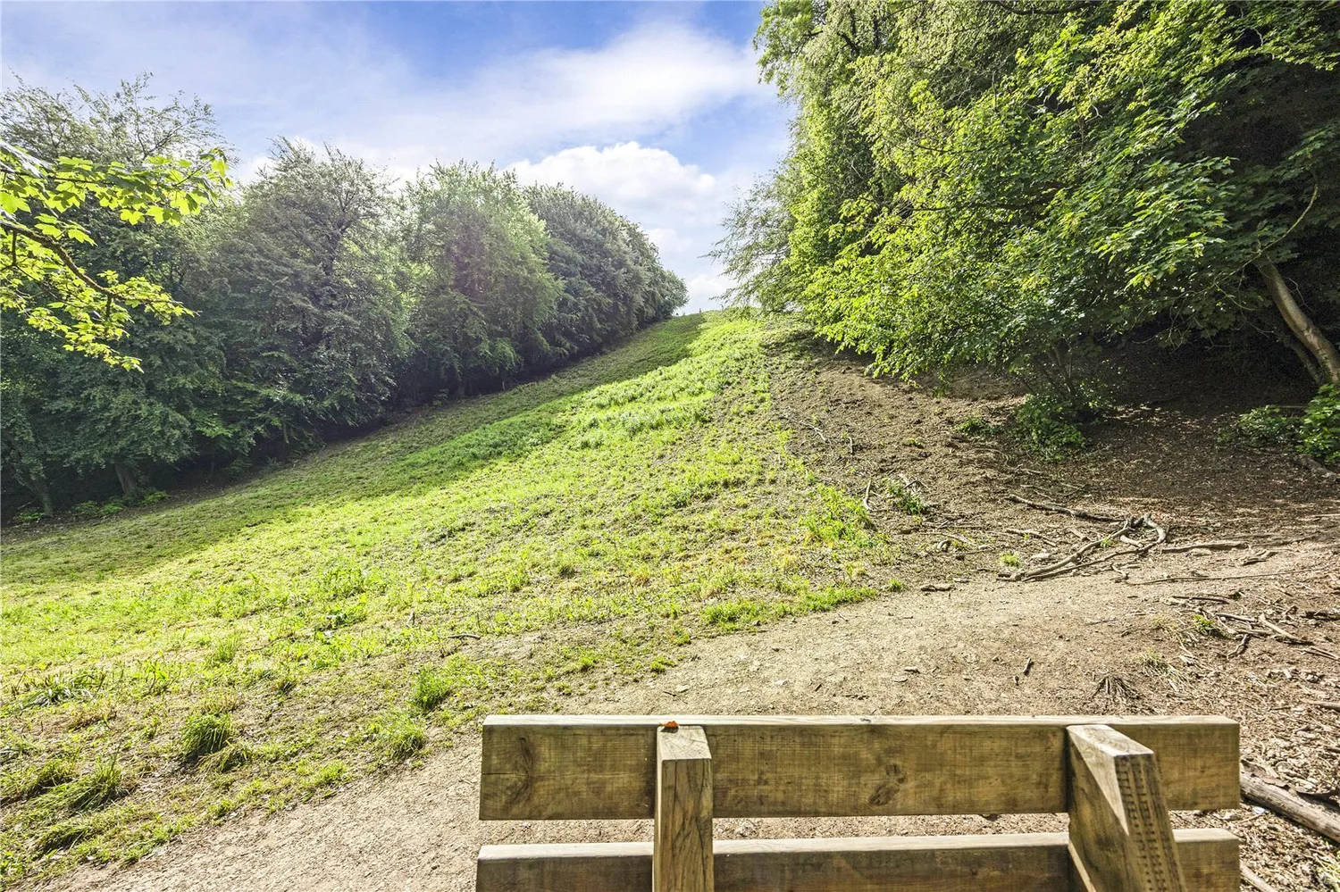 Coopers Hill, Gloucester, GL3 photo 26