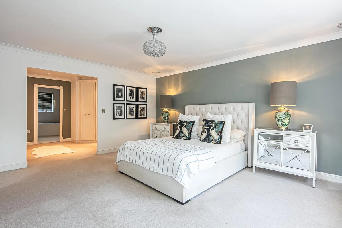 12 Whirlow Grange Drive, Sheffield