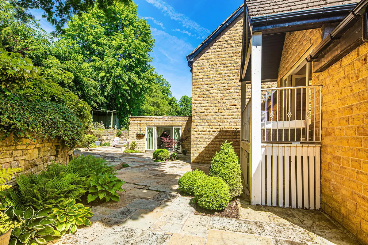 12 Whirlow Grange Drive, Sheffield