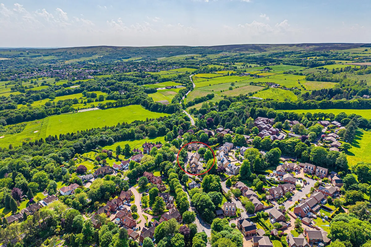 12 Whirlow Grange Drive, Sheffield