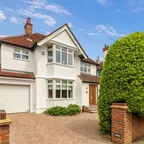 Cassiobury Drive, Watford, WD17