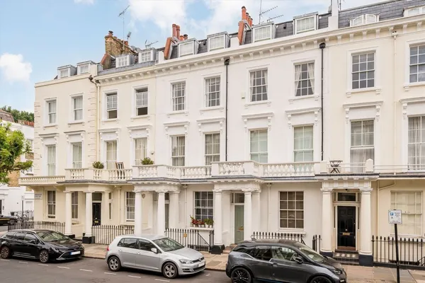 Winchester Street, London, SW1V photo 1
