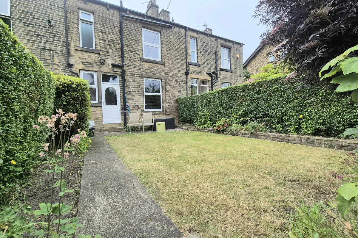 St. Albans Road, HALIFAX
