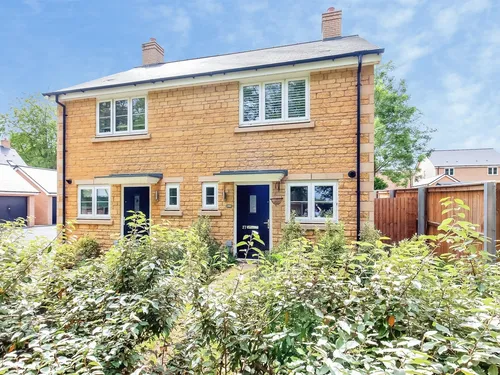 Castle Close, Ketton, Stamfordphoto