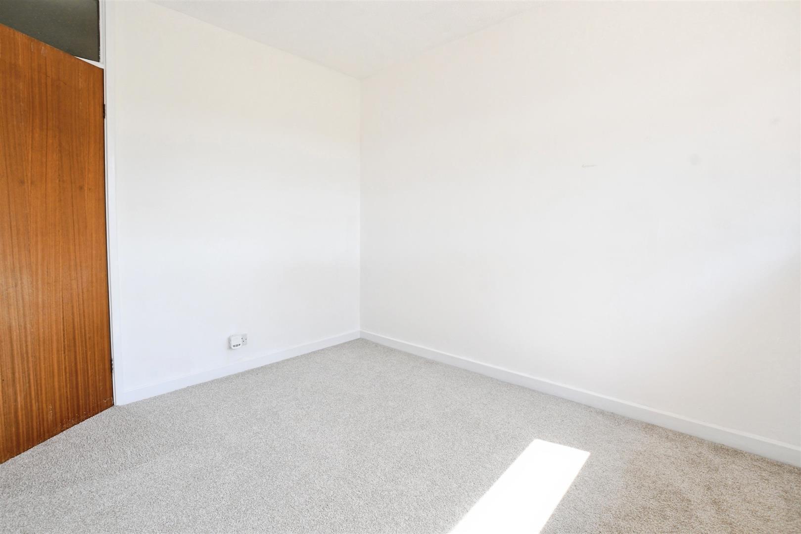 Compass Road, Hull Image 9