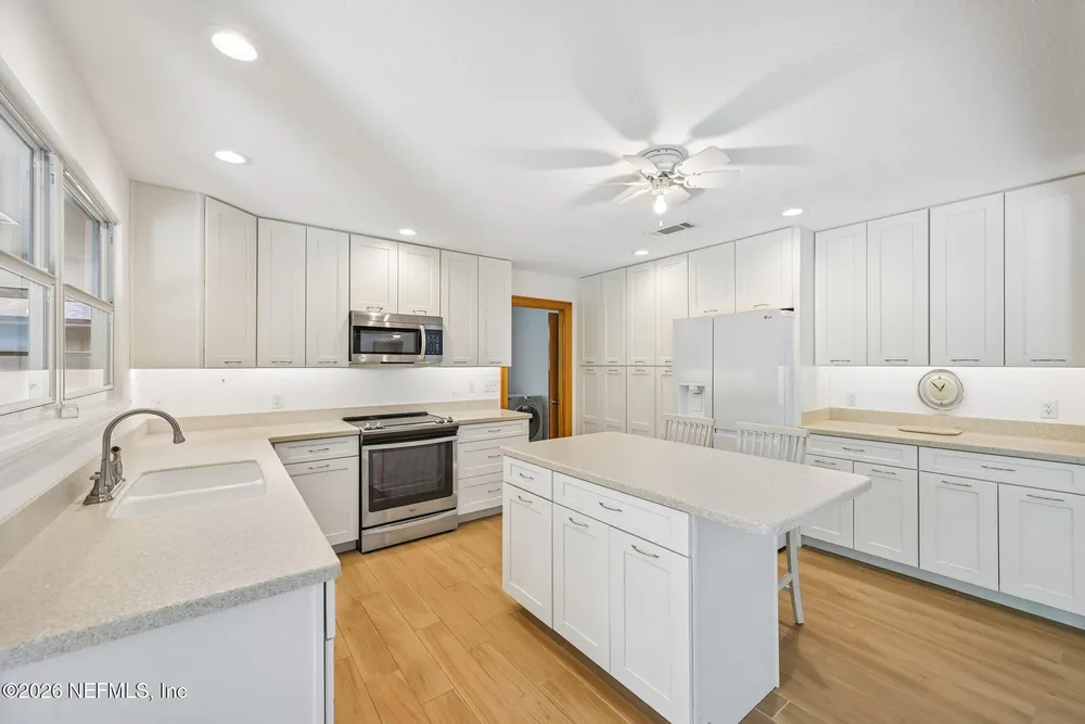 2402 Sandy Run Dr, Middleburg, FL 32068