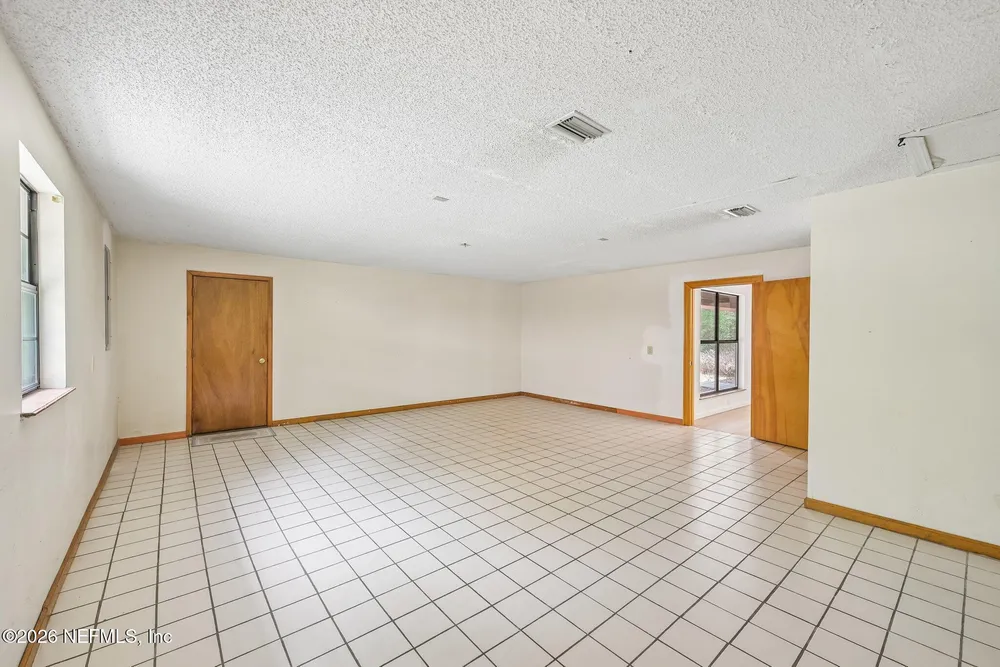 2402 Sandy Run Dr, Middleburg, FL 32068