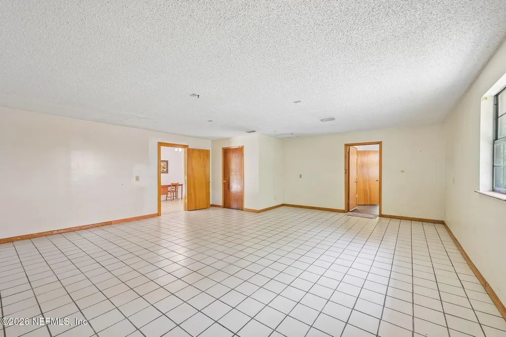 2402 Sandy Run Dr, Middleburg, FL 32068