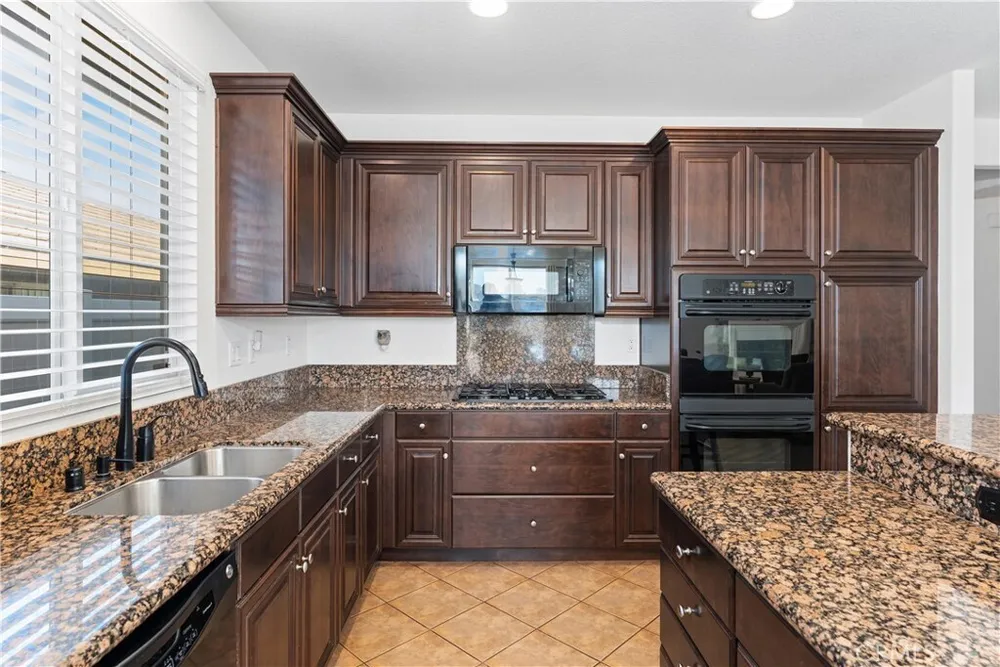 903 Brownie Way, Beaumont, CA 92223