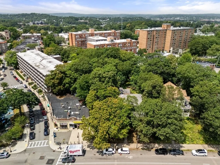 1789 Commonwealth Ave, Boston, MA 02135