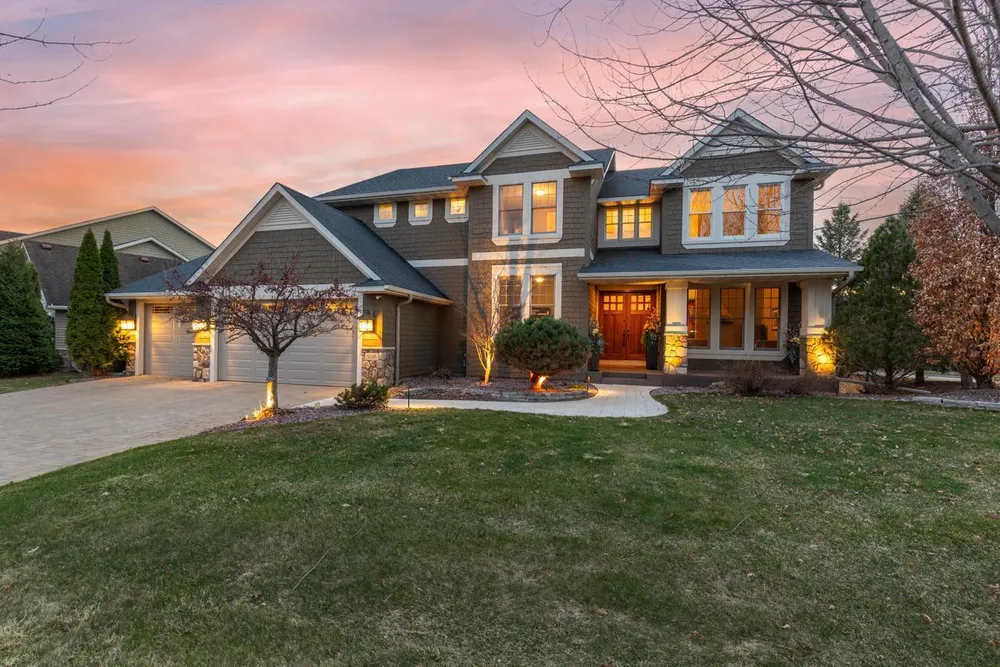 9106 COLD STREAM LANE, Eden Prairie, MN 55347