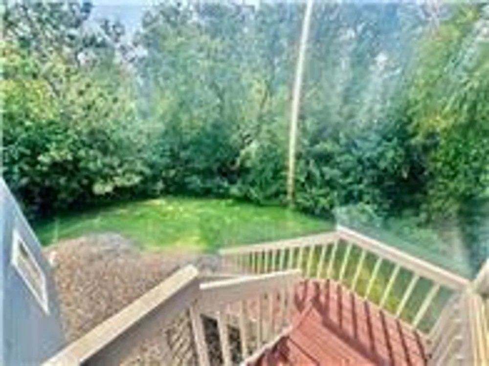 2575 Heritage Dr, Mendota Heights, MN 55120