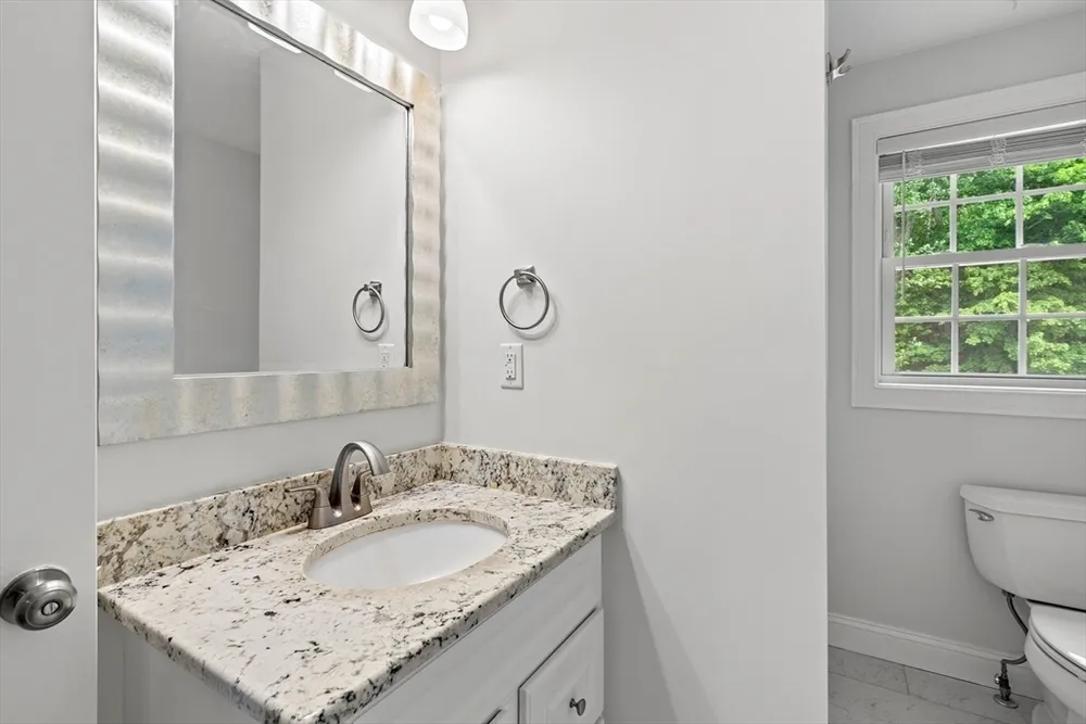 24 Bartlett Ave, Chelmsford, MA 01824
