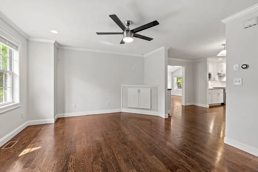 24 Bartlett Ave, Chelmsford, MA 01824