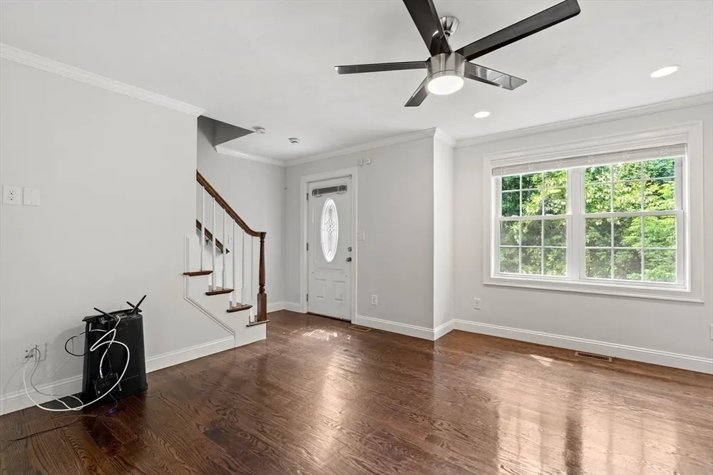 24 Bartlett Ave, Chelmsford, MA 01824