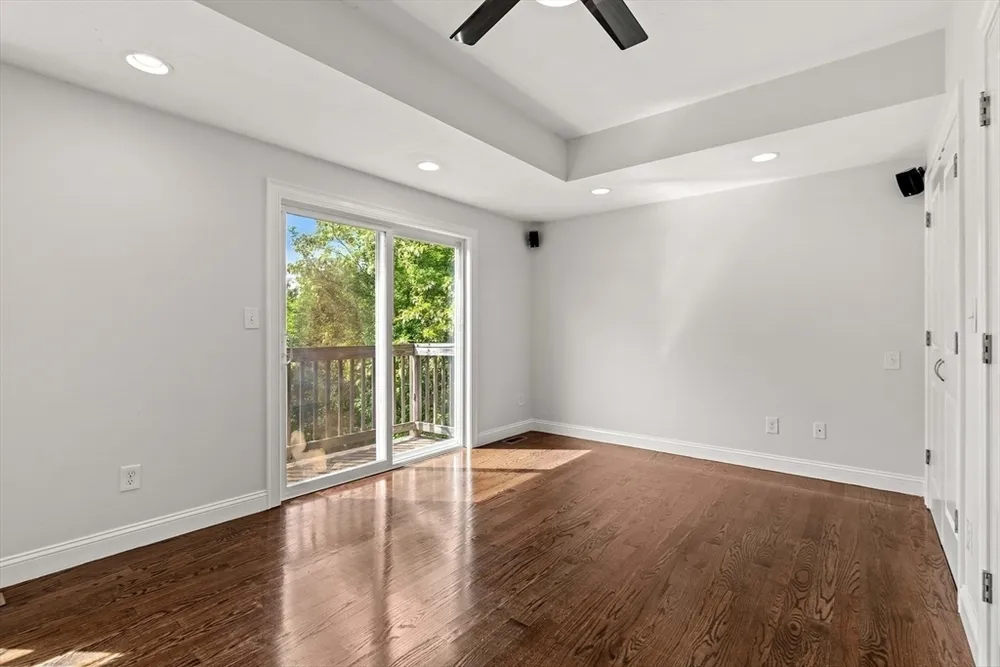 24 Bartlett Ave, Chelmsford, MA 01824