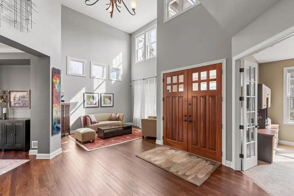 9106 COLD STREAM LANE, Eden Prairie, MN 55347