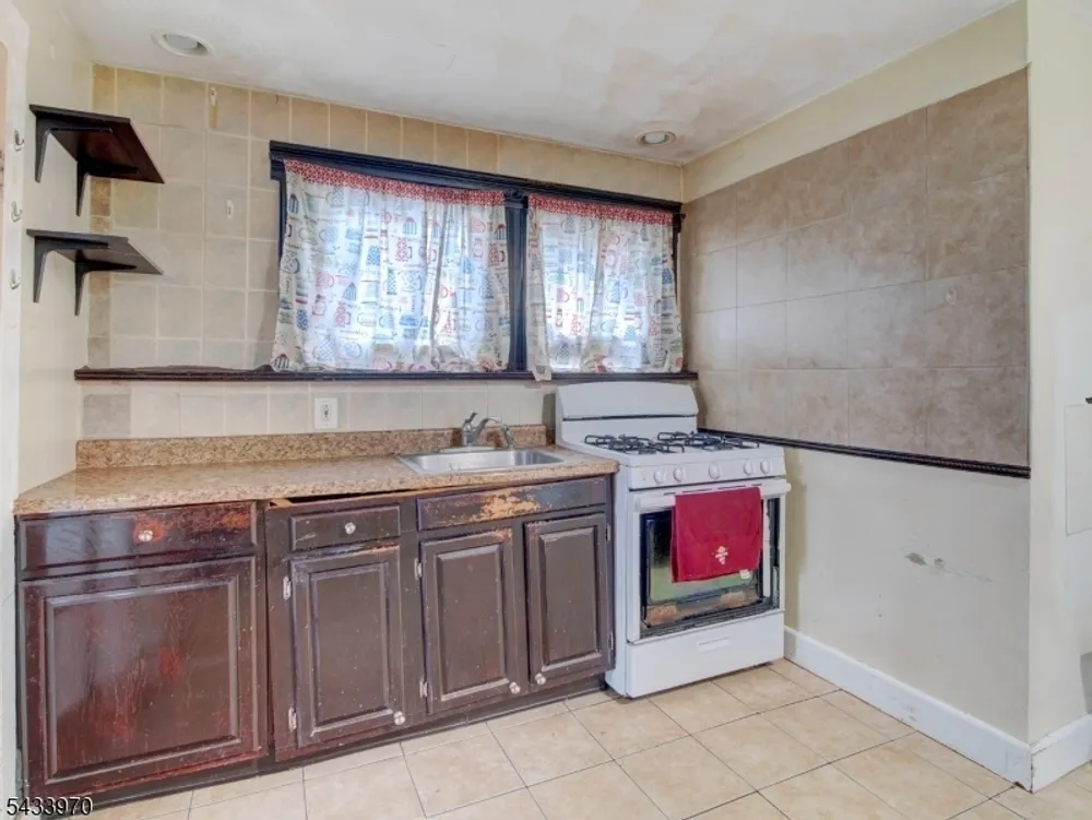 790 Valley St, Union, Union Township, NJ 07088