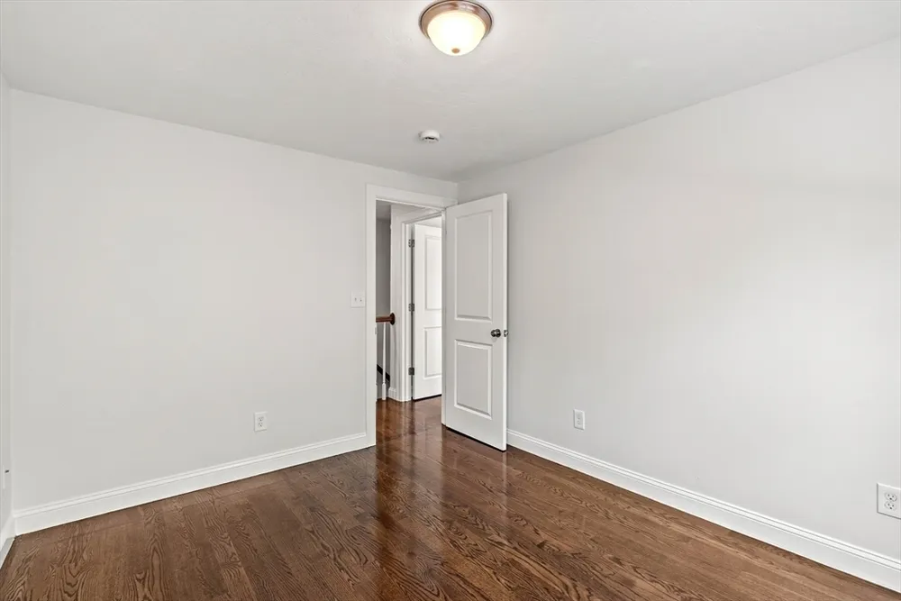 24 Bartlett Ave, Chelmsford, MA 01824