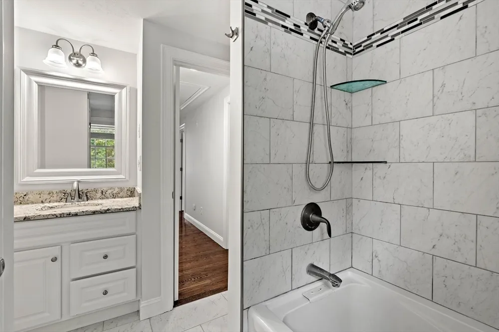 24 Bartlett Ave, Chelmsford, MA 01824