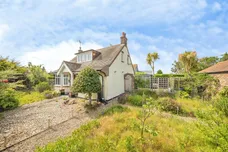 Merrilees Crescent, Holland-on-Sea, CLACTON-ON-SEA
