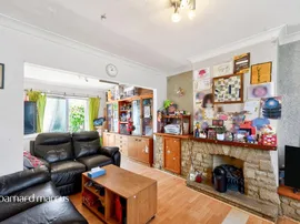 Southville Road, Feltham thumb 2