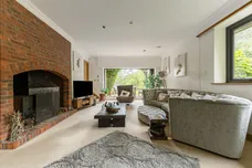 Tile Barn, Woolton Hill, RG20 photo 7