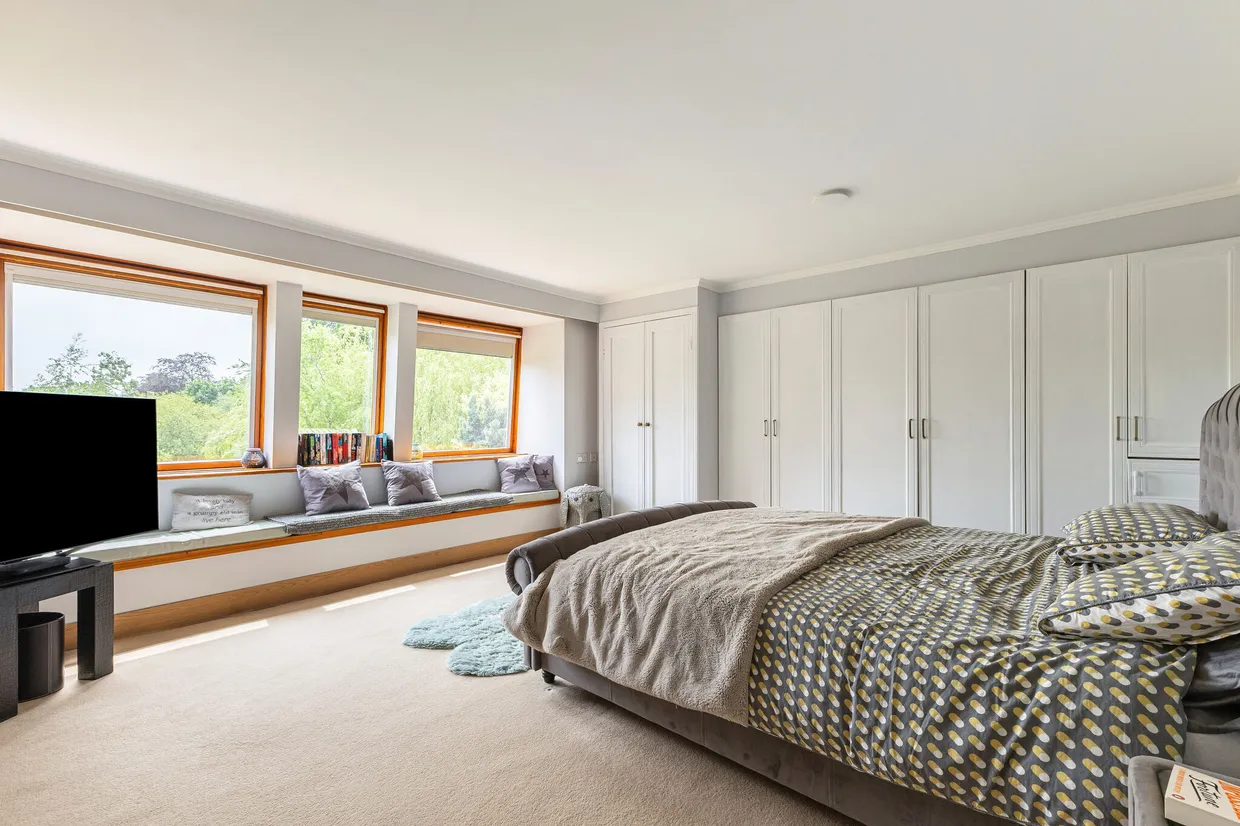 Tile Barn, Woolton Hill, RG20 photo 14