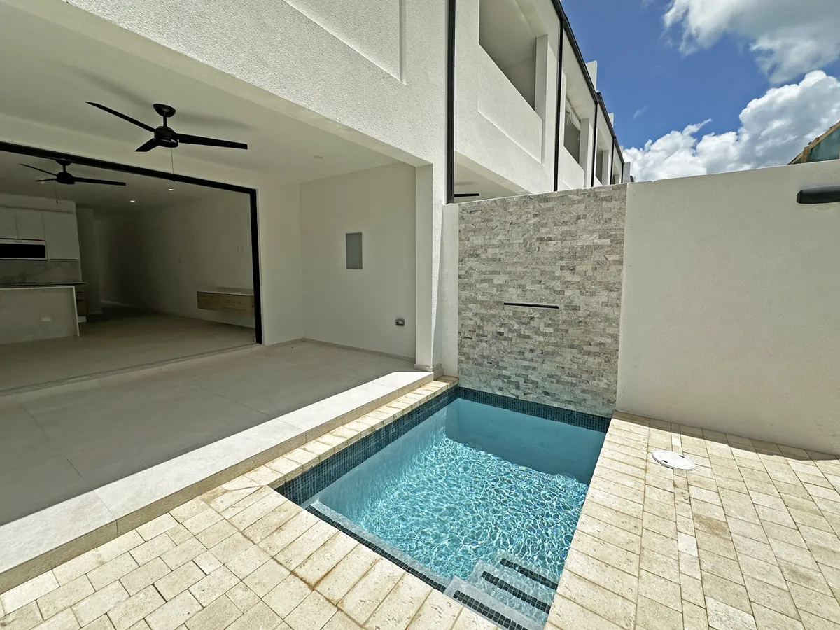 Azzurro 2, St. James, Barbados