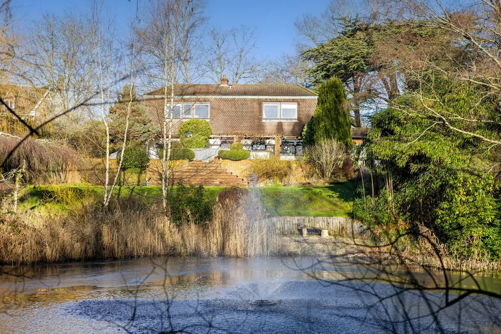 Tile Barn, Woolton Hill, RG20 photo 29