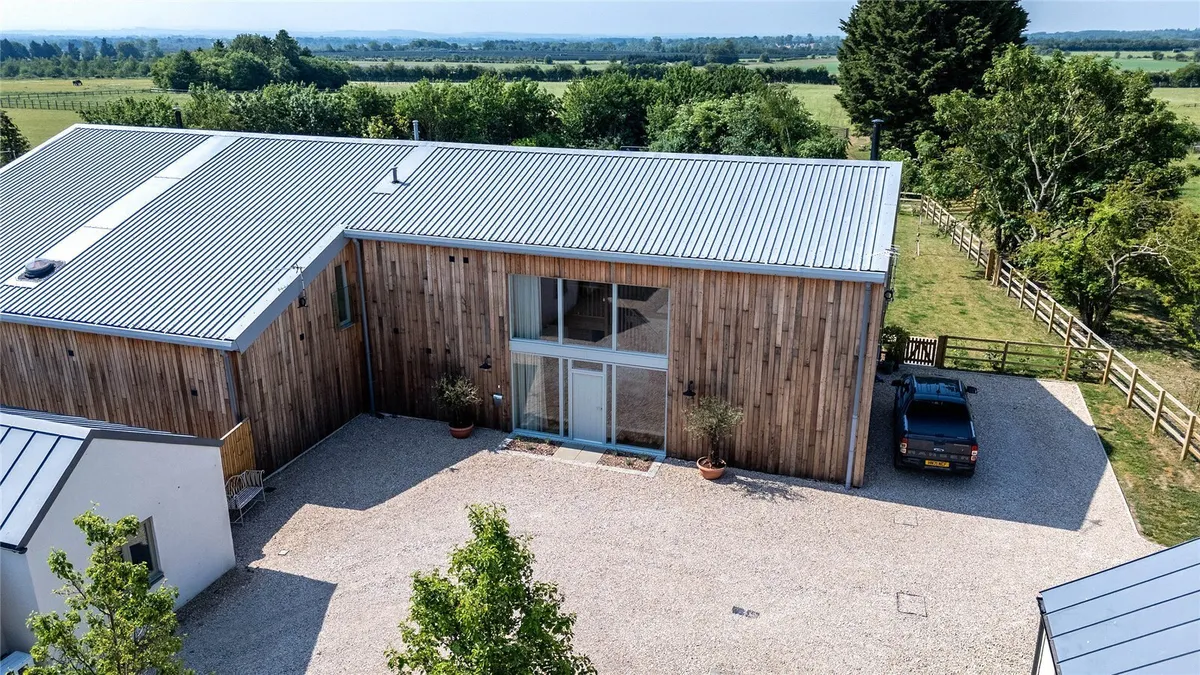 Sturt Farm, Burford, Oxfordshire, OX18