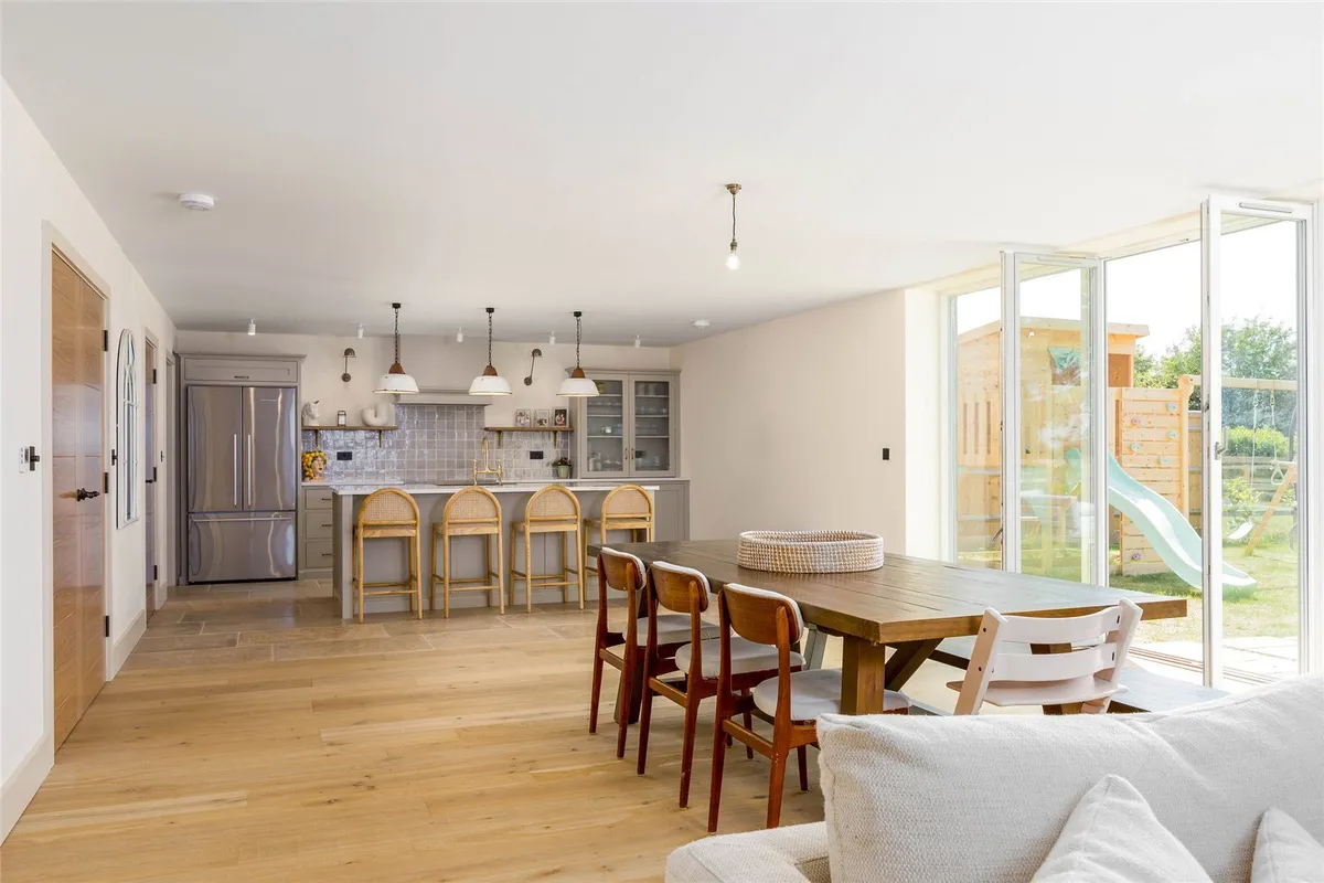 Sturt Farm, Burford, Oxfordshire, OX18